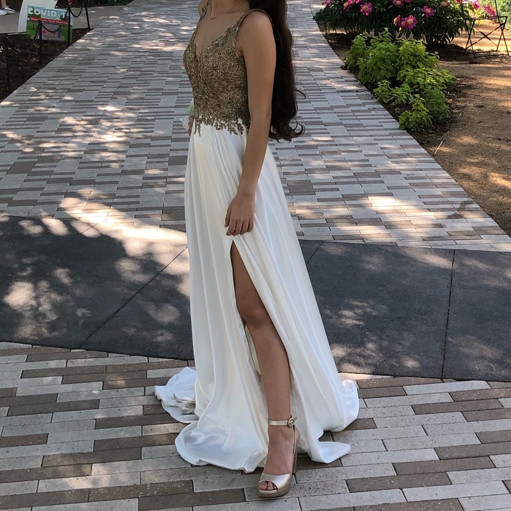FAVIANA Prom Dress size 00